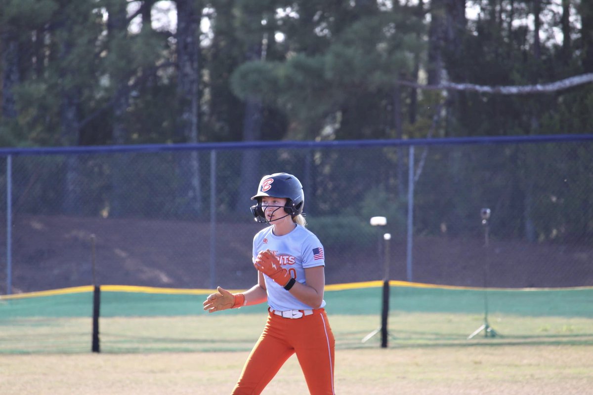 RileySmith2031's tweet photo. Day 2 Diamond State Invitational - UNDEFEATED & FINAL FOUR BOUND! 🚨

 @BevBandits2031 @coachAndySmith 

@IHartFastpitch @ondecksoftball  @LineDsoftball @ExtraInningSB @PrepSoftball @brentteads @kaylalombardo11 @bxrosenberg @softballhome @nextpitch_SB @RuggedSoftball 
@los_stuff @MaxPreps @TopPreps @SBRRetweets @DirectRecruits @fastpitchwatch @getseen @IHartFastpitch @ondecksoftball @RecruitMatador @TOP_D1RECRUITS @ncsa @NCSA_Softball @NCAASoftball