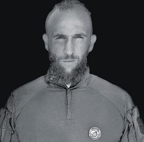 Agedo_Memoria's tweet photo. Arnaud Blanc (1987-2023)
Maréchal des logis-chef du GIGN tué lors d'une mission contre l'orpaillage en Guyane (échanges de tirs avec une bande armée). https://t.co/laCMvGMwvG