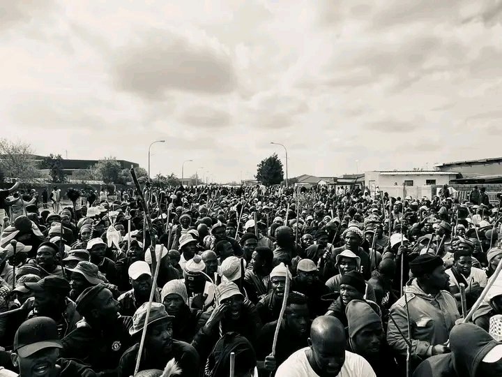 PhakelaMthakath's tweet photo. South Africa 🇿🇦💔🥹 https://t.co/Akvf6HDADh