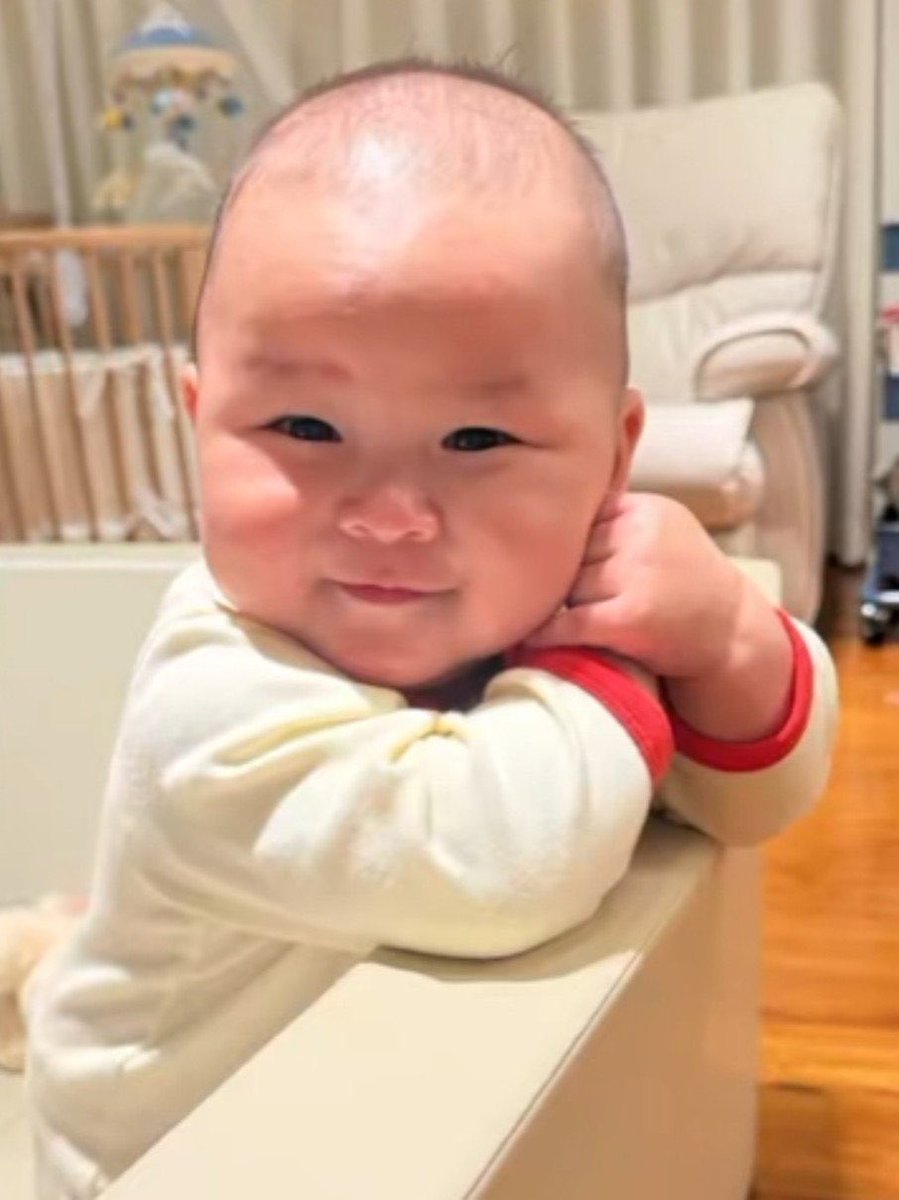PEACHYPRIIY's tweet photo. นึกถึงมีมนี้ พบยิ้มแบบอรุ่มเจ๊าะ5555555555 https://t.co/N09o01nA11