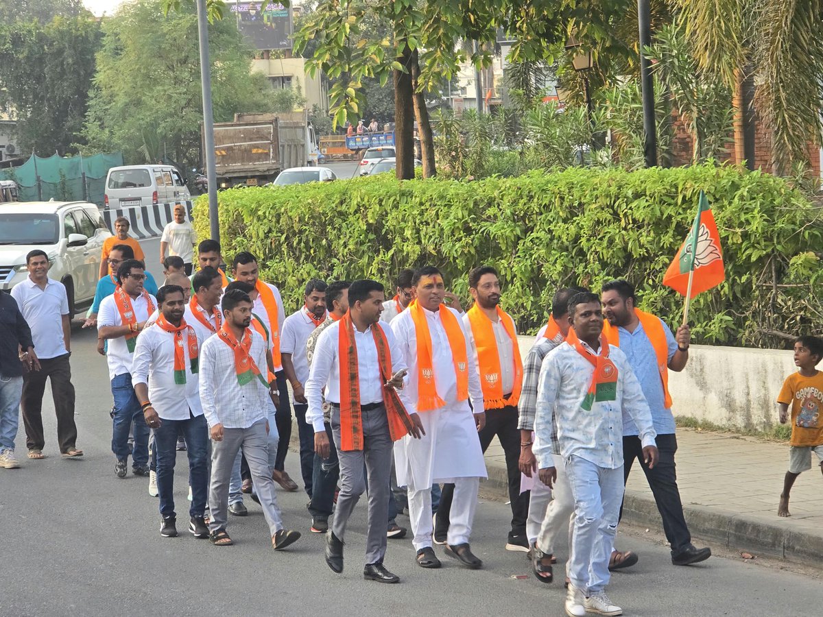 mahesh_agaria's tweet photo. JNU मामले में महिला छात्राओं के न्याय हेतु दमन में विरोध मार्च निकालकर कांग्रेस के खिलाफ नारेबाजी की और संबंधित सांसद के विरुद्ध कड़ी कार्रवाई की मांग की।
@NitinNabin @blsanthosh @VarshabenDoshi @bjpsanjaybhatia https://t.co/nR12Mby0D2