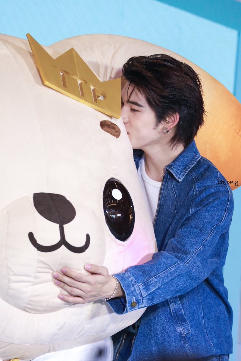 Aynanahche's tweet photo. ชื่นจัยคนเดียวเลยดิ่่่ @twnpich 🐶🤏🏻.

TEETEEPOR BB FAMIE

#SkinEditorFMFxTTPBokbear
 #twnpich https://t.co/EMF5dHtAX1