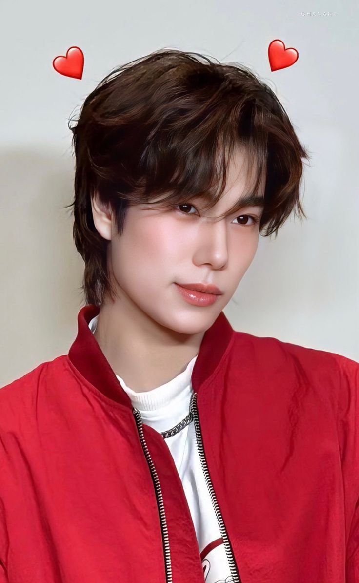 ppnaravit0nly_'s tweet photo. @flowintang this one 🥹.... idk whay aku jatuh cinta btul sm foto satu ini, phu disini bener" perfect smpe melongo aku lihatnya. ini di sampingin sm bidadari kayangan ak pun gabisa bedain. disini dia bnran cantik, imut, centil, gemes banget. curly hairnya, blushnya, lipnya perfect sekalii ❣️ https://t.co/JWc98yD0Fy