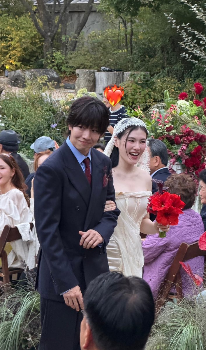 kdramasdiary's tweet photo. KIM YONGJI IS OFFICIALLY MARRIED 🥹🤍 https://t.co/9FqCg5T9Vd