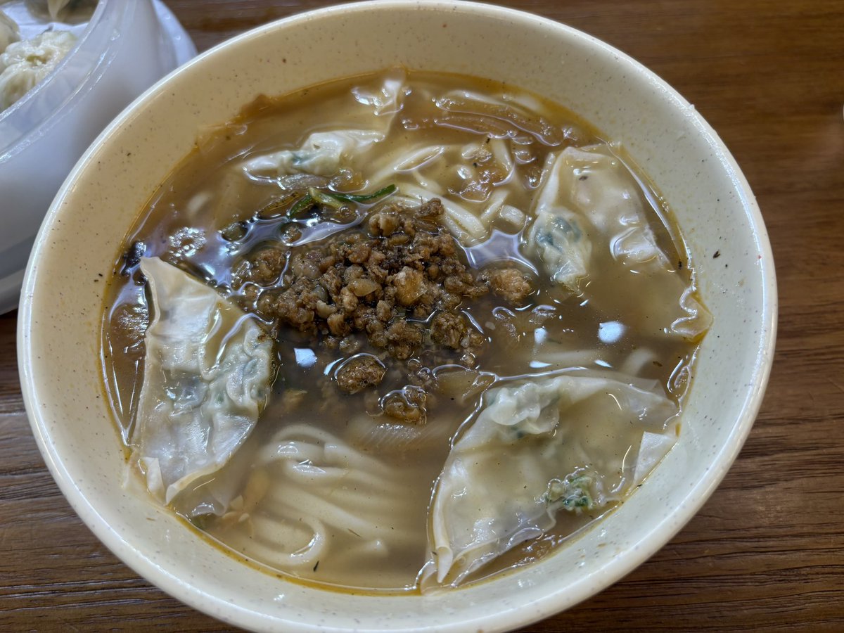 Noue5PG's tweet photo. 初めての韓国最高でした😋 https://t.co/82Y6PgQznx