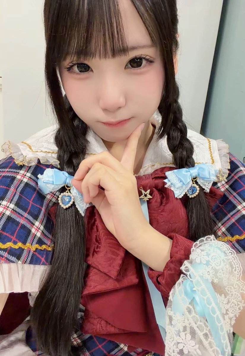 tachibana_nenet's tweet photo. 今日は『中野ZERO小ホール』さんにてのライブありがとうございました‼️‼️

とても楽しかったよ〜> ·̫ <♩💖💖
今日は久しぶりに三つ編みしてみたの〜🌟

明日は三連休最終日！！楽しもうね💖💖 https://t.co/X1RwrGwRJ8