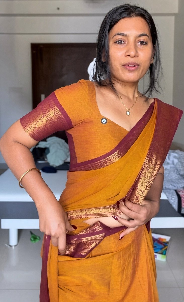 saravan88613802's tweet photo. #Subha Thoppul nalla deep ah theenu oothi nakki edukanum iva akkul dirty vachi nalla vervai nakki clean pananum👅 Aiyoo nalla iva  kuda threesome pani enjoy pananum iva pundai and soothula kanji nerapi vidanum💦💦 face fulla kanji oothi Therika vidanum💦💦 https://t.co/9WYUDVJpce