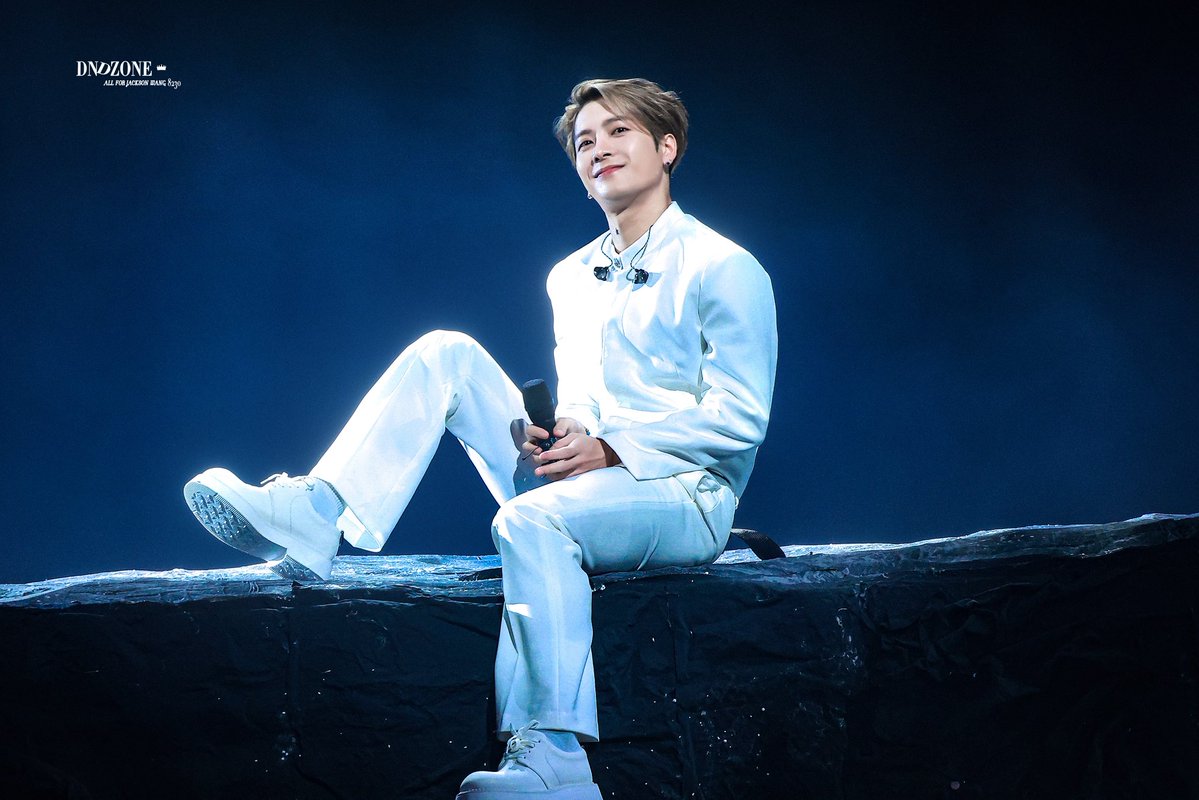 DNDZONE_8230's tweet photo. 20261011 北京抖音奇妙夜

🤴🏻👑 @JacksonWang852 

#잭슨 
#王嘉爾 
#JACKSON 
#jacksonwang https://t.co/Gb1ANbB53b