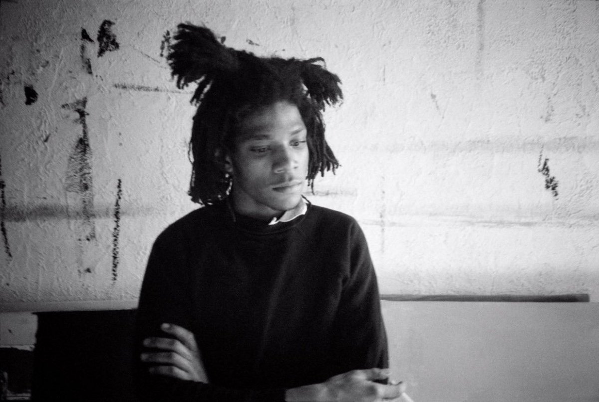 zellieimani's tweet photo. Jean-Michel Basquiat photographed by Roland Hagenberg in his studio on Crosby Street in SoHo, 1983. https://t.co/50S1UWpyny