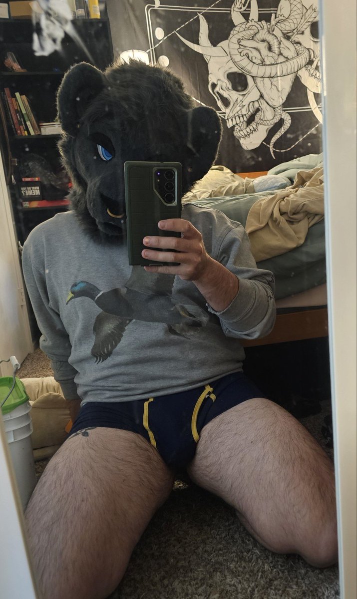jupesthebigcat's tweet photo. I'm not letting y'all forget about this picture https://t.co/hu81oayrP4