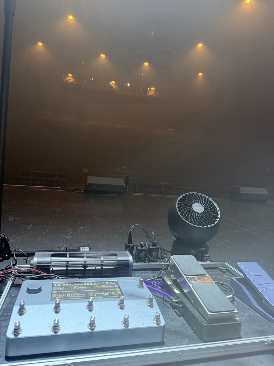 GAK0116's tweet photo. 「Takanori Nishikawa LIVE TOUR 2026
REWIND of VOYAGE trAnsIt」
at Zepp DiverCity（TOKYO）

TNNKバンドのGtで参加させていただきました
みなさまありがとうございました！

#西川貴教
#TNNK https://t.co/W2bvsKSAjF
