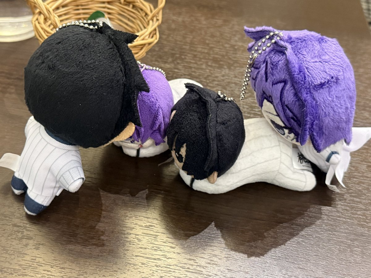 moca_min10's tweet photo. 本日は急遽りんちゃんとエンカしてつくおう会をしてきました☺️
１発書きアナログ色紙も貰えてめちゃHAPPY🌸（；＿；）かわいい！
ありがとーーー！！ https://t.co/x2eBg0tznK
