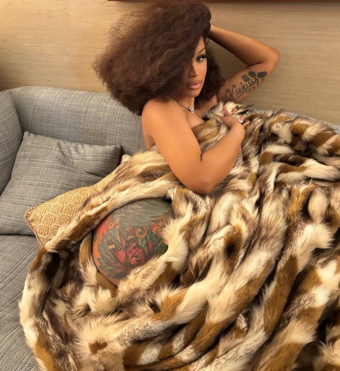 Tifftaffin's tweet photo. Happy birthday to the Queen of rap Miss Cardi B! Wishing you nothing but happiness and joy on this day!  You have came so far and you deserve every piece of happiness, every achievement you accomplished, enjoy it all every record you have broken, Enjoy it all…We love you and thank you for being you.