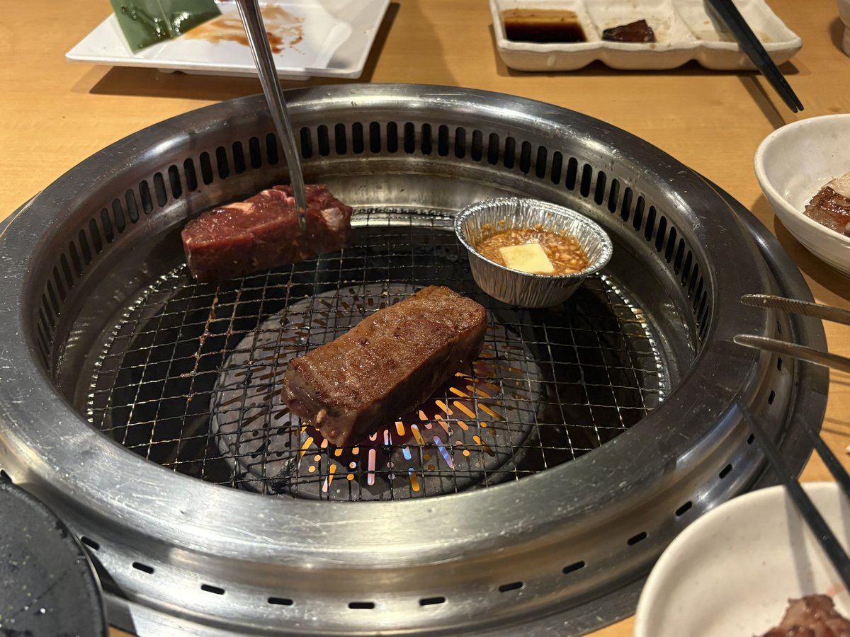 prf_rein's tweet photo. 前のやけど同期と焼肉、
安くても同期とかとワイワイ食うのがいちばん美味い https://t.co/ugb4e1ZRfe