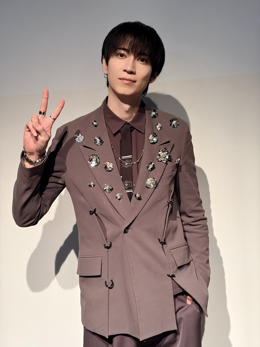 Taiyo_staff0118's tweet photo. 『鮎川太陽 芸能活動25周年記念イベント』
1日目ありがとうございました✨

1部ゲスト：和合真一 様
2部ゲスト：大森夏向 様
MC：髙木俊 様

#あゆイベ https://t.co/tU5DMGrYbh