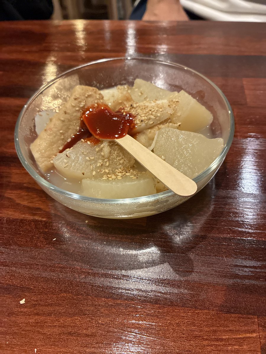 tukute15's tweet photo. ばんけとにお誘い頂き、真城さんの料理をいただいてきました😋
真城さんはお忙しそうでしたが���手が空いた時にご挨拶出来て嬉しかった🥰
幸せな1日だったなー https://t.co/pmlxQqHt75