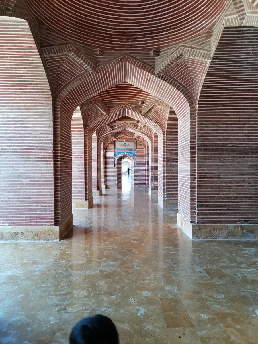 darvesh362's tweet photo. @Rainmaker1973 See this.. Shah Jahan Masjid Thatta https://t.co/sjTAfY1mu6