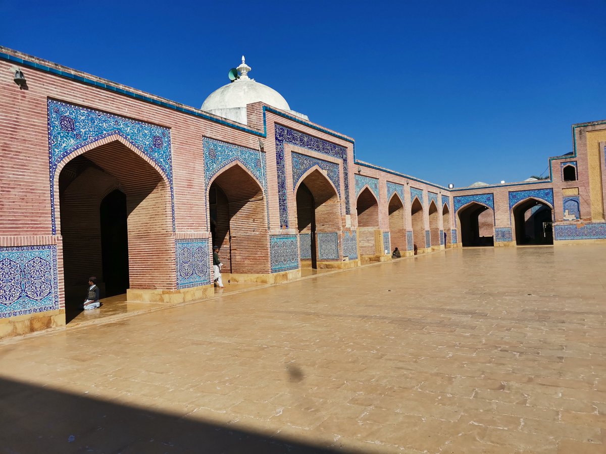 darvesh362's tweet photo. @Rainmaker1973 See this.. Shah Jahan Masjid Thatta https://t.co/sjTAfY1mu6
