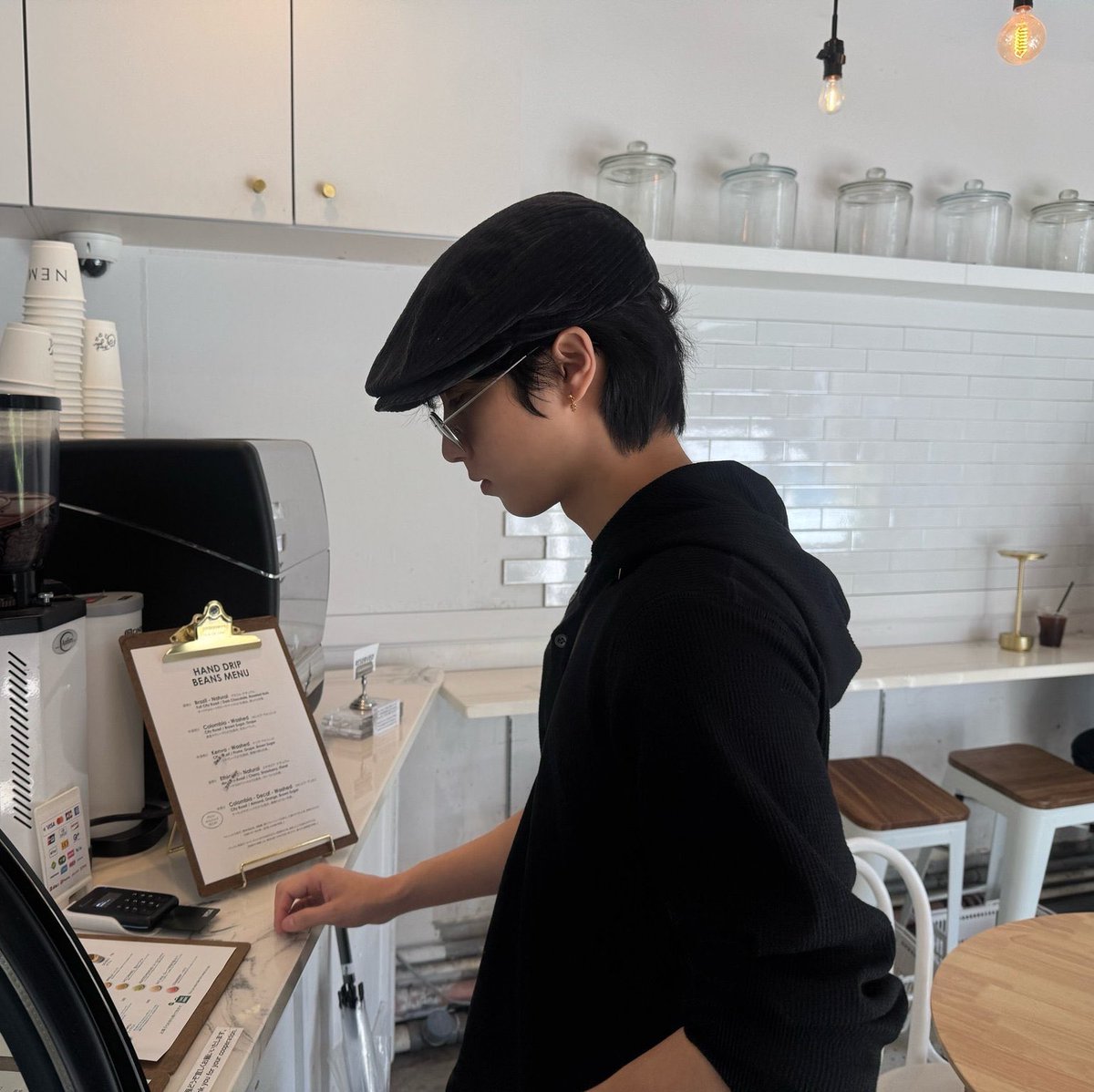 hjspopbase's tweet photo. ‘Nem Cafe’, which #HAN Jisung visited during his recent trip to Japan, has followed him on Instagram and expressed their gratitude for his visit.

“Thank you for visiting us!” https://t.co/fQrpIHmxUA