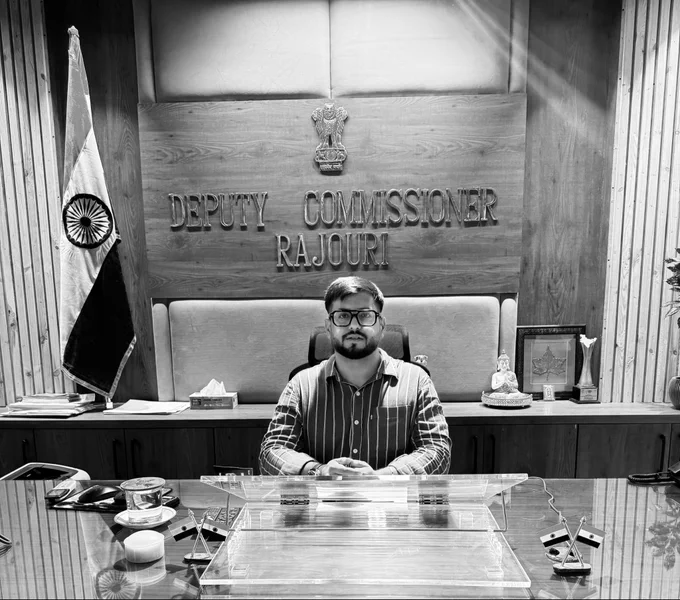 Image from Abhishek Sharma (@Abhi1shrma)