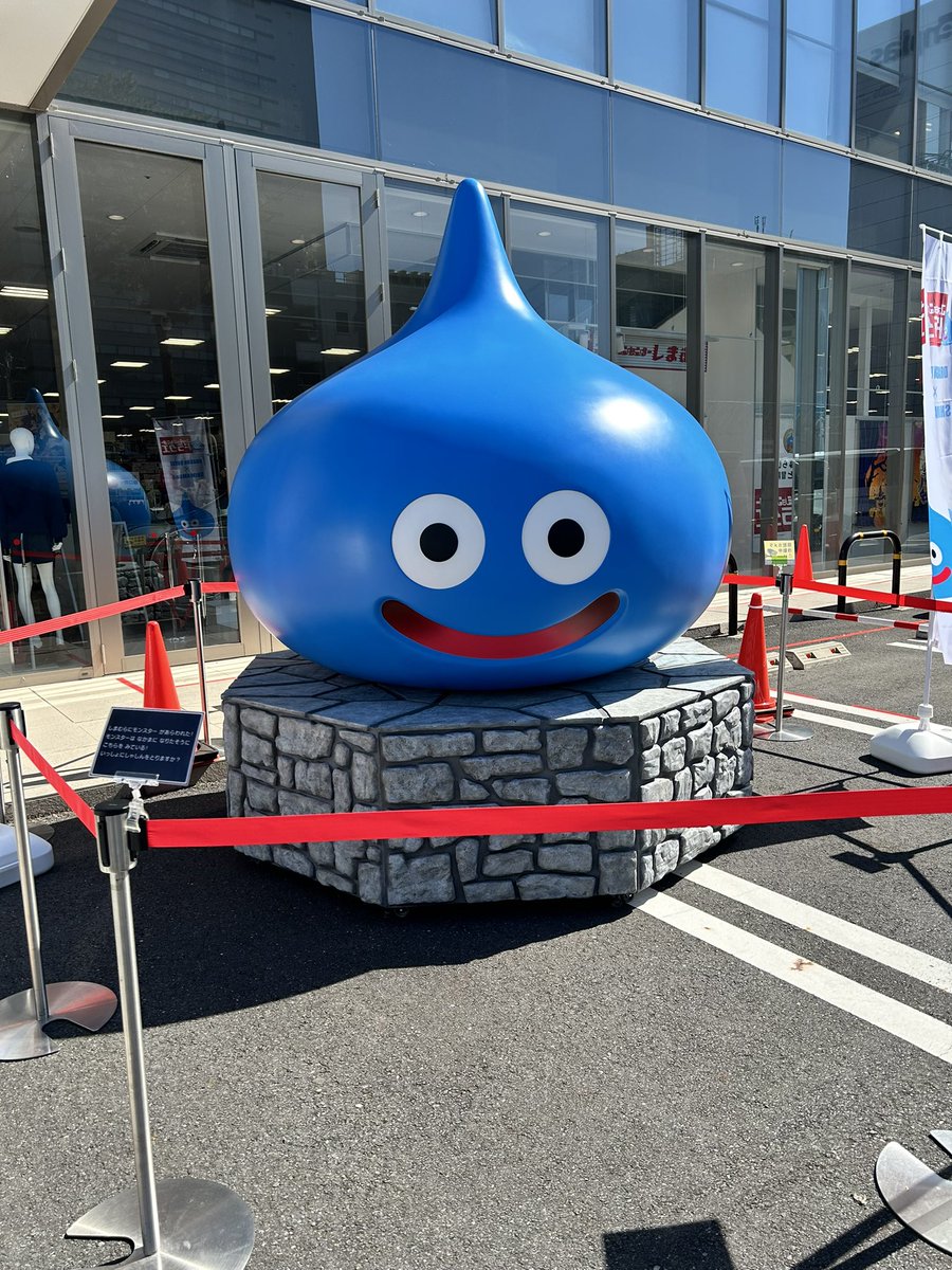 takehit_o's tweet photo. さすが旗艦店
物は売ってなかったけど楽しめた😆 https://t.co/cFLGvDW12b