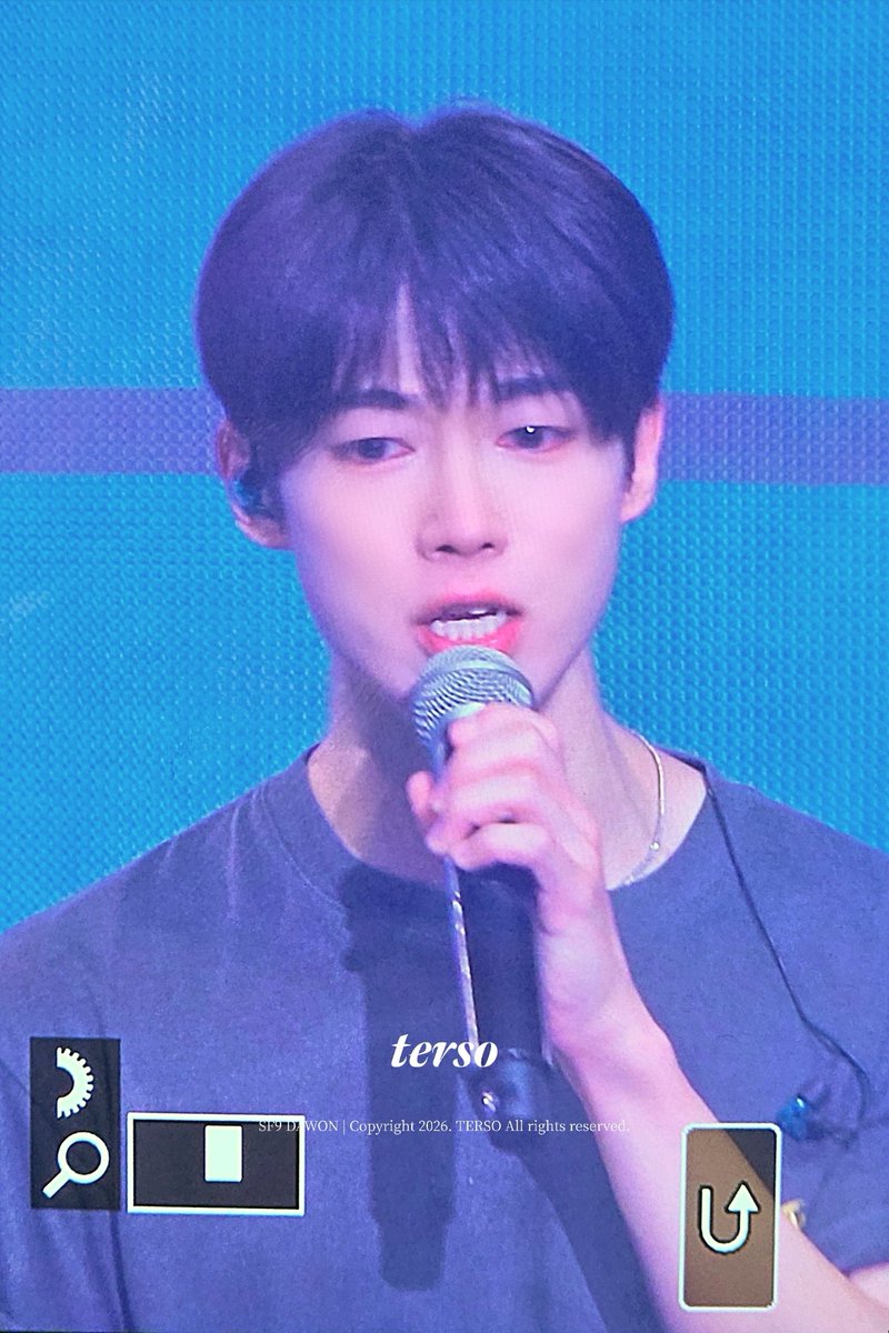 terso724's tweet photo. 261011 축몽 #SF9 #DAWON #다원 #이상혁 
@xleexekdnjs
울디마바보햐.. https://t.co/neCNRNMh58
