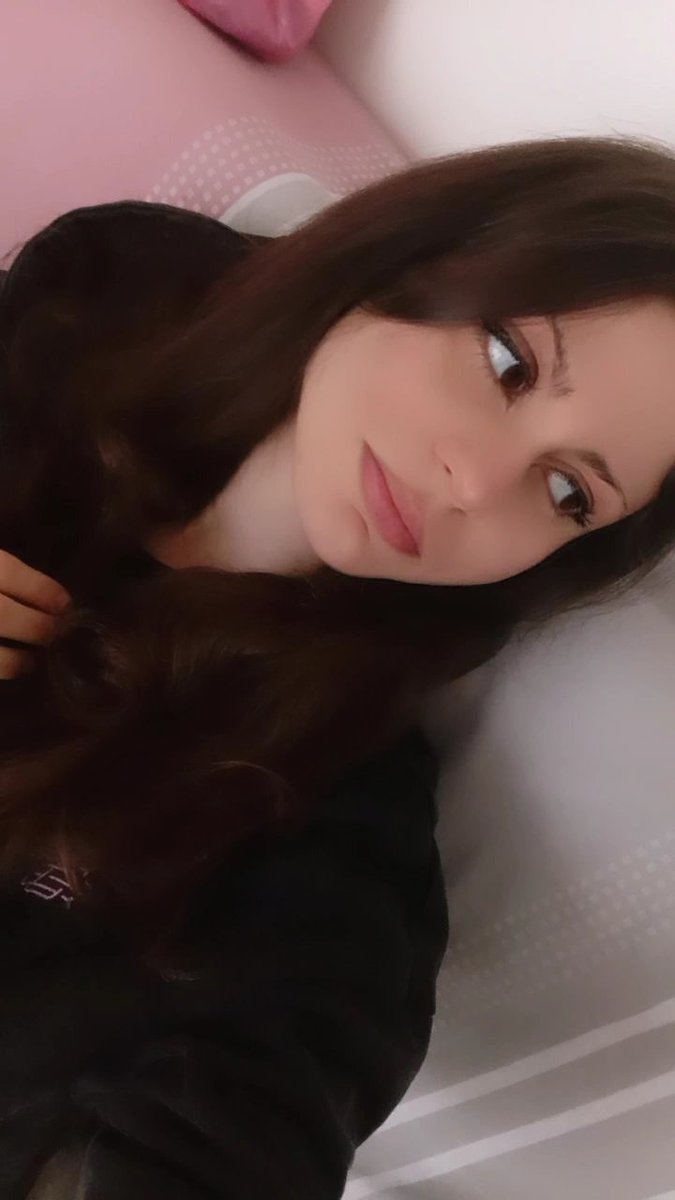 lydiakrr's tweet photo. Good morning sluts https://t.co/QUbRwCi3R5