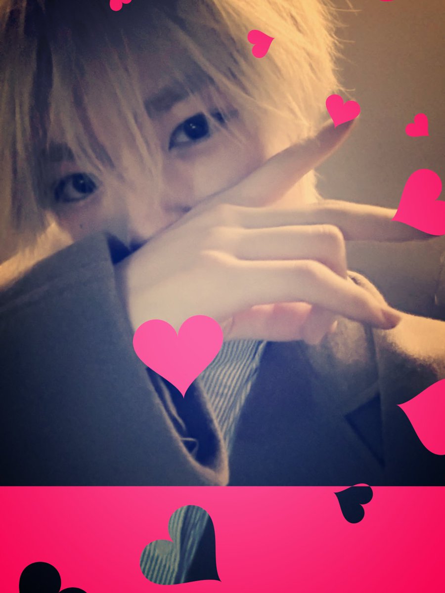 skeunlv's tweet photo. #위즈니트친소

칭긔해요💒💕💞🤏🏻🙌🏻🪽 https://t.co/YOZSgifP36