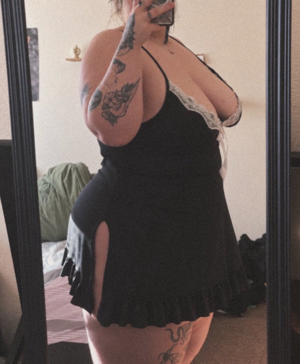 fatalenvyy's tweet photo. come out &amp; play :p 

#buyingcontent #milf #bbw #nsfwtwt https://t.co/IHC9APB6Dr