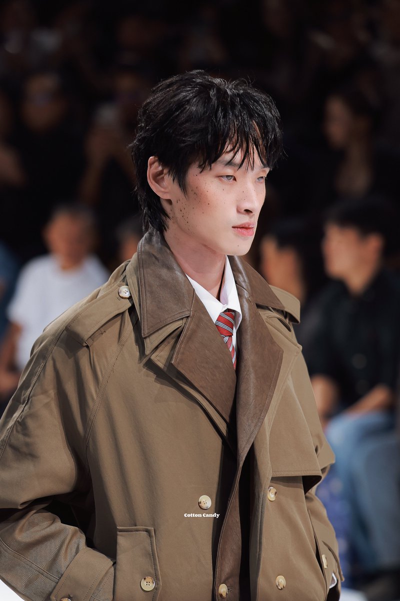 mycottoncandy__'s tweet photo. เดินสองชุดเลย เก่งมากบอสบอส 

BOSS AT SIAM PARAGON BIFW26
#27FRIDAYXBOSSIRR
#bossirr https://t.co/E8usvJFFXu