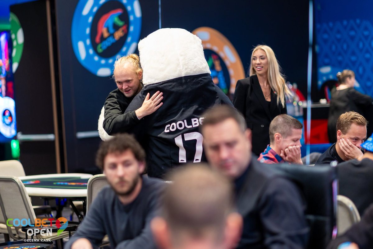 CoolbetOpen's tweet photo. POV: You came to play poker, but Coolbear came to become the main character. 🐻‍❄️

A few highlights from Coolbear’s very busy Coolbet Open 2026 schedule 🤩 

Professional mascot. Part-time celebrity. Full-time troublemaker.

#CoolbetOpen #CoolbetOpen2026 #Coolbear #Coolbet https://t.co/UwkzfsPL2f
