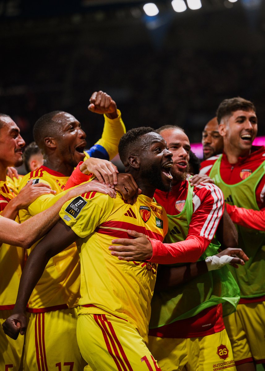 LEMANSFC's tweet photo. 4️⃣e but de la saison en @Ligue1 pour Louis Mafouta 🎯

#AllezLeMansFC 🔴🟡 https://t.co/1ImFDyUjIQ