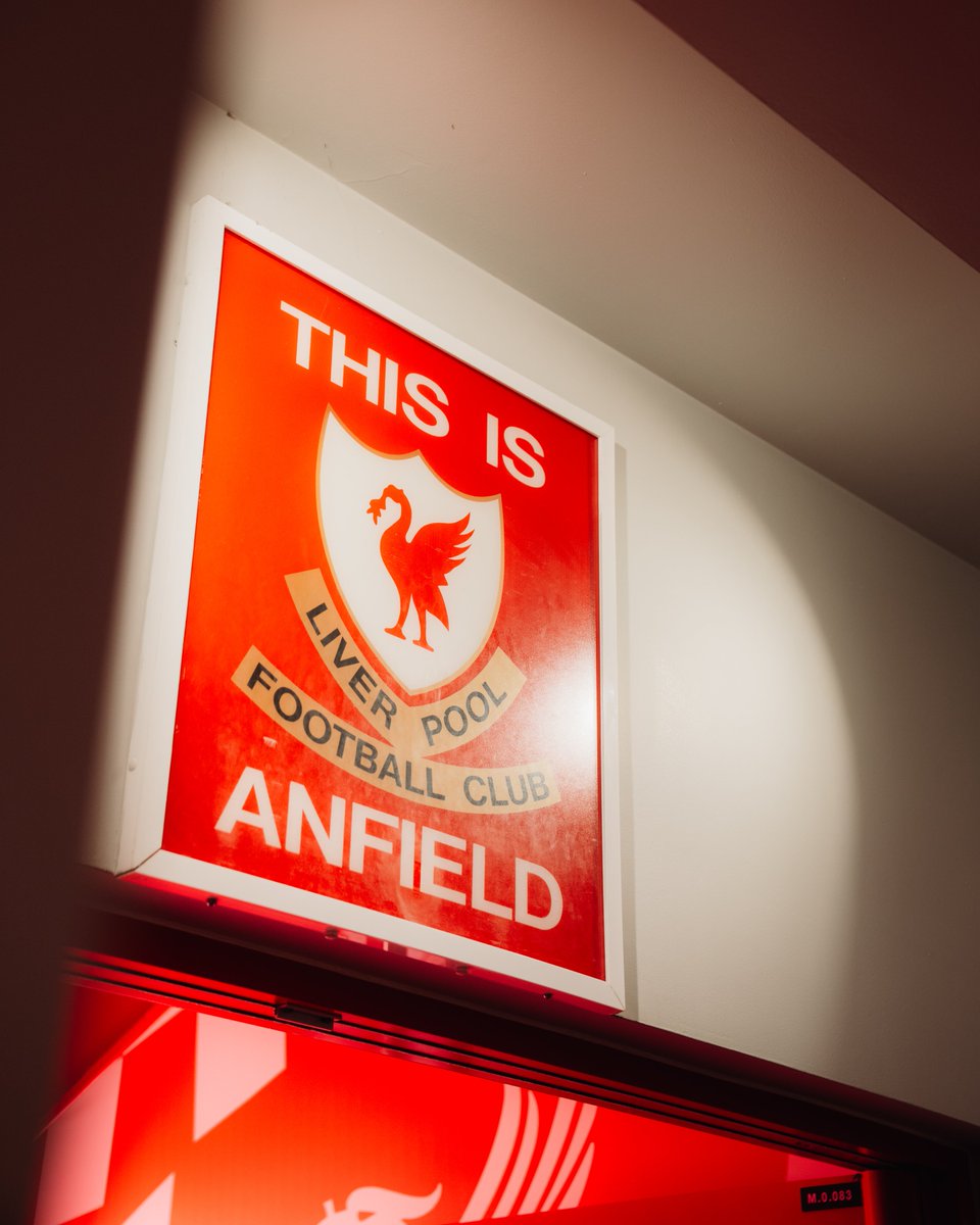 LFC's tweet photo. Back at Anfield 😍 https://t.co/MerDNYM1rF