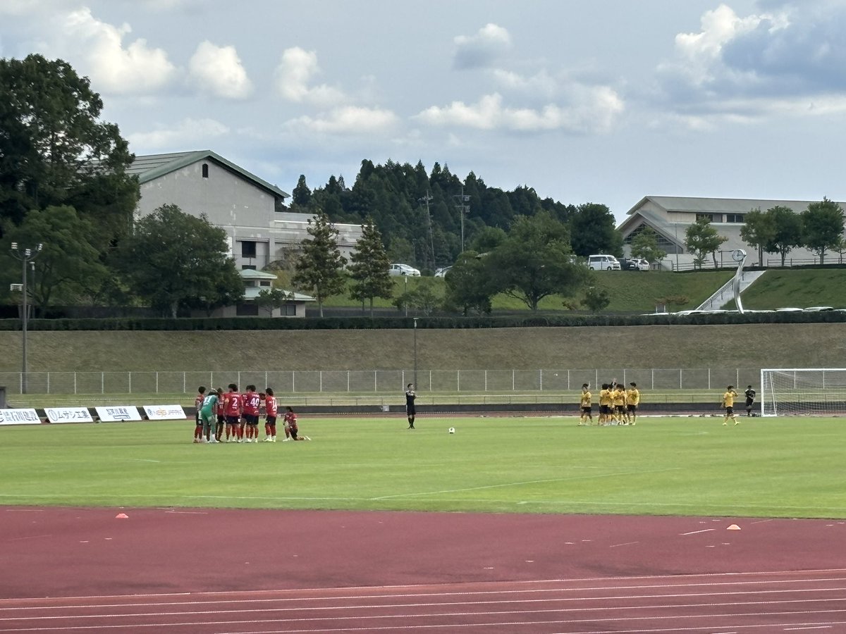 akisan__22's tweet photo. 10.11
前回のホーム戦に引き続き日田での開催。
やはり勝利すると気分が良いね！
次は10月18日にクラサスサッカー場で首位のクリアソン新宿と対戦。次も勝とう。

#ヴェルスパ大分 https://t.co/RwS6pAv5CW