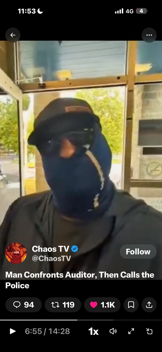 CrazyClips2026's tweet photo. @ChaosTV You couldn’t pay me to look like this muppet fr no wonder they all hating on him, I bet if he just wore normal clothes didn’t cover his face he’d be lucky if 1 or 2 people said anything as they’d just think he’s filming for real estate or news ect https://t.co/YLsWFOm0xu