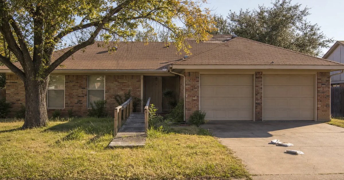 jasonabalos's tweet photo. Power of Attorney and Texas Real Estate: Getting Title to Accept It dlvr.it/TVskqx bio.jasonabalos.com #dfwrealtor #dfwre #jasonabalos https://t.co/qvuFrJu3GM