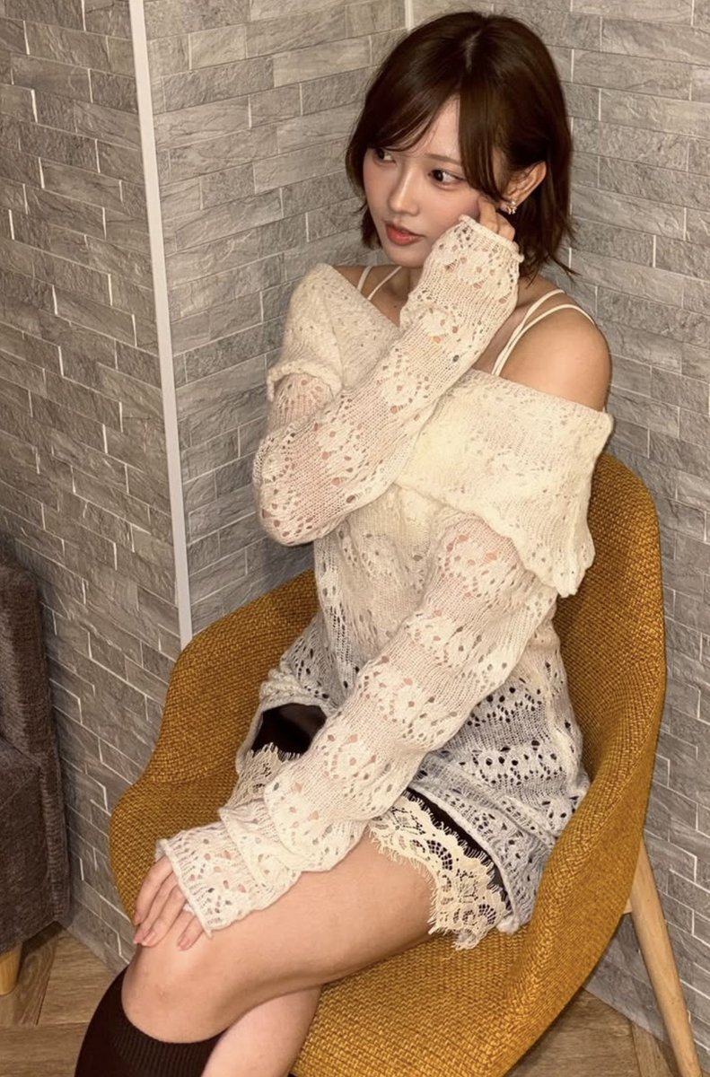 e1ohd's tweet photo. 理央のぶとももエロすぎる♡搾り取られる♡ https://t.co/tLKjLyjIES