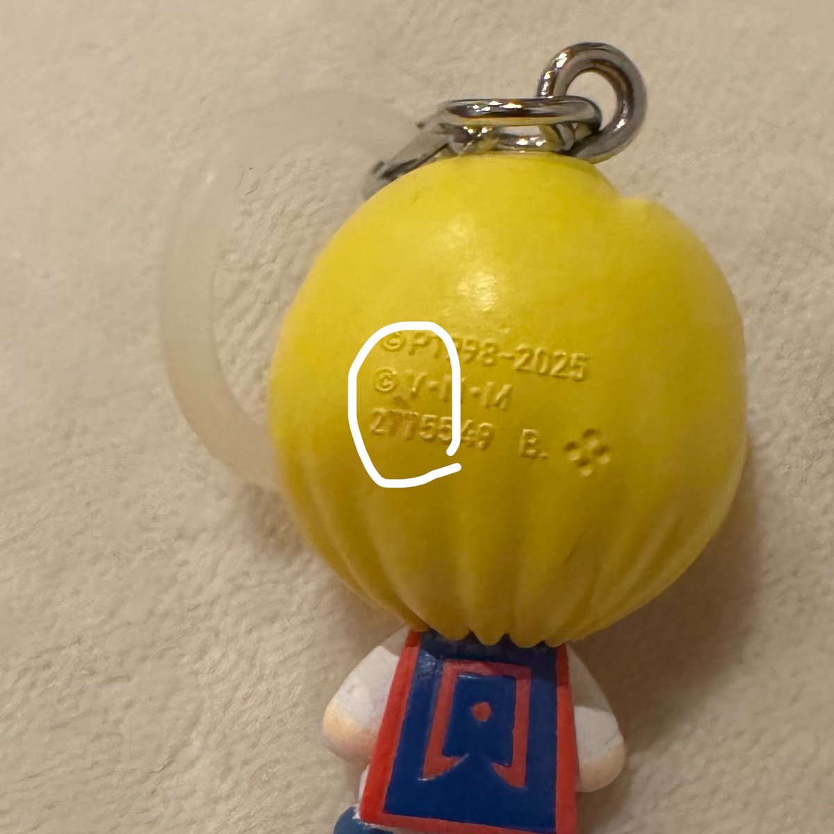 smed_wn's tweet photo. @_s9sn29 リプありがとうございます！
ヒスミニとの3:3は可能でしょうか？クラピカは開封済みのため汚れがございます。画像確認お願いいたします。
再度ご検討お願いいたします🙇🏻‍♀️ https://t.co/dYWVwOe8Vs