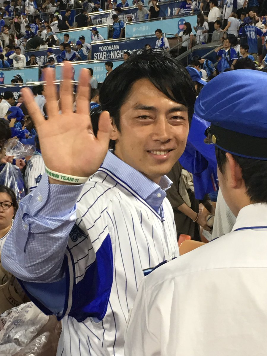 rkbshi1192's tweet photo. 2年連続で自民党総裁選か https://t.co/FnKUqyjcbK