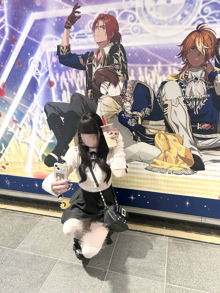xxux0_0's tweet photo. ♡東急田園都市線渋谷駅（道玄坂ハッピーボードA） #スパリク♡

ゴンチャ飲ませるのに必死😃😃😃
蜜りんごジャスミン本当に美味しいから飲んで……(まだ行ってる) https://t.co/jfQoF80QEu