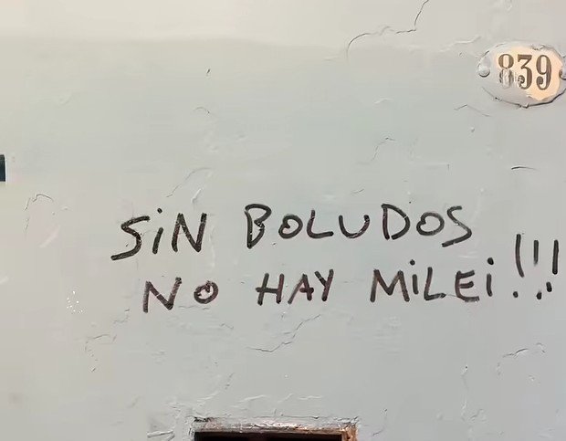 Ana_7Rc's tweet photo. Buen día para todos menos para los boludos!

Y recuerden 👇 https://t.co/bPyGx7Q9my