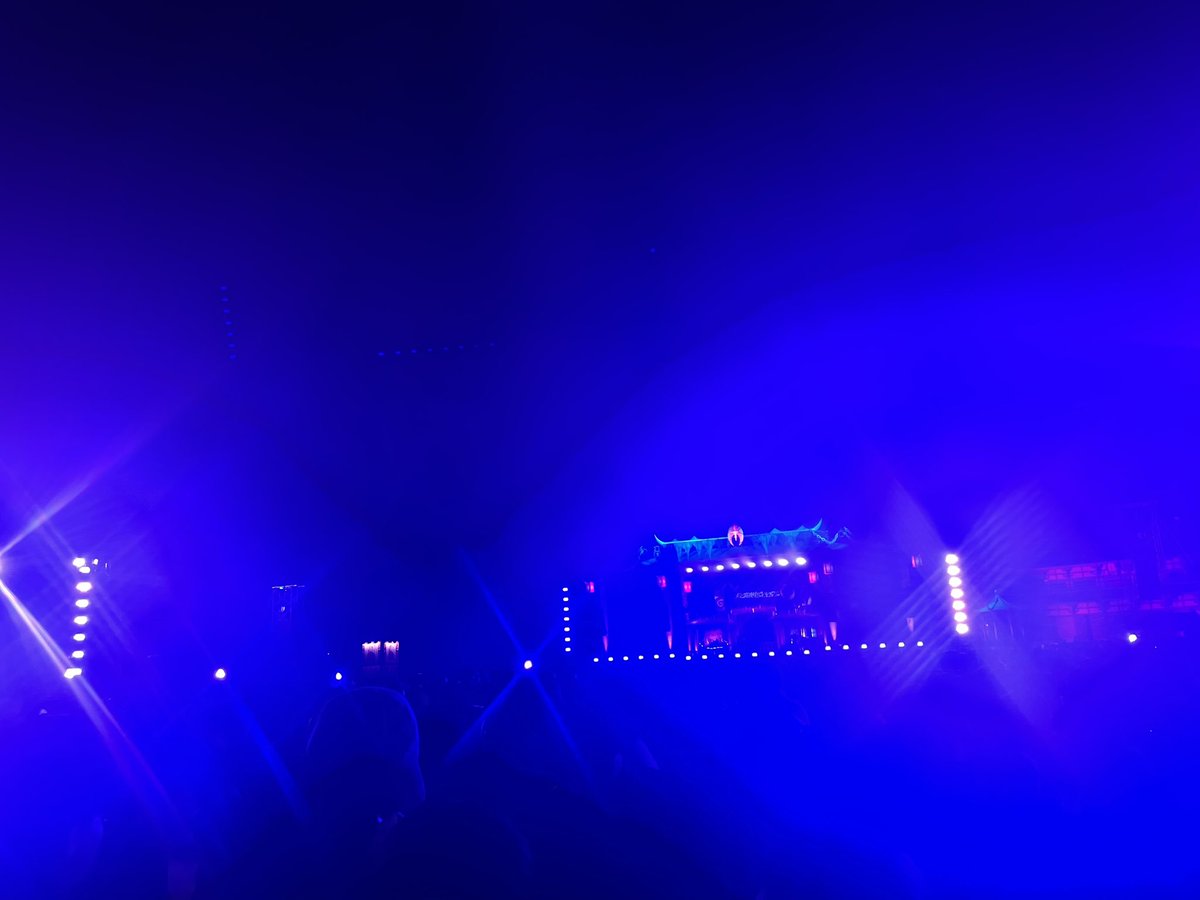 Metronom_224's tweet photo. #文禍伝雷 
両日参戦！！最高だった！！
色々な不安とか不満を吹っ飛ばしてくれる歌声で本当に良すぎたな〜
2日目の終わりには感極まって泣いちゃった…😢 https://t.co/tIUhqRZtsm