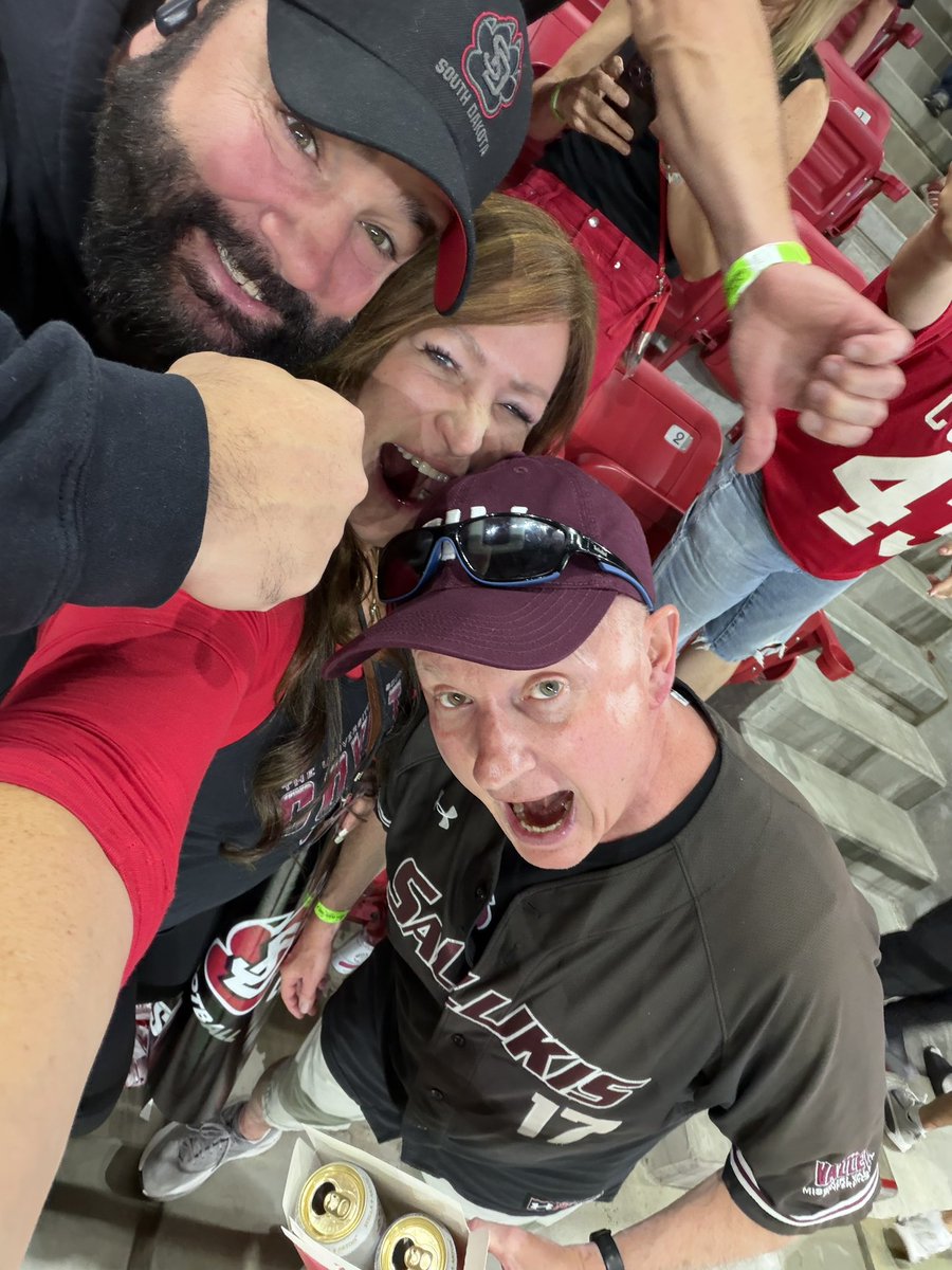 jenniferlynnab1's tweet photo. Another Epic Game Day Win in the Dome for our @SDCoyotesFB Yotes!!! #defendthedome @wade_abrams @BackthePackSD https://t.co/jnELq4IdOs