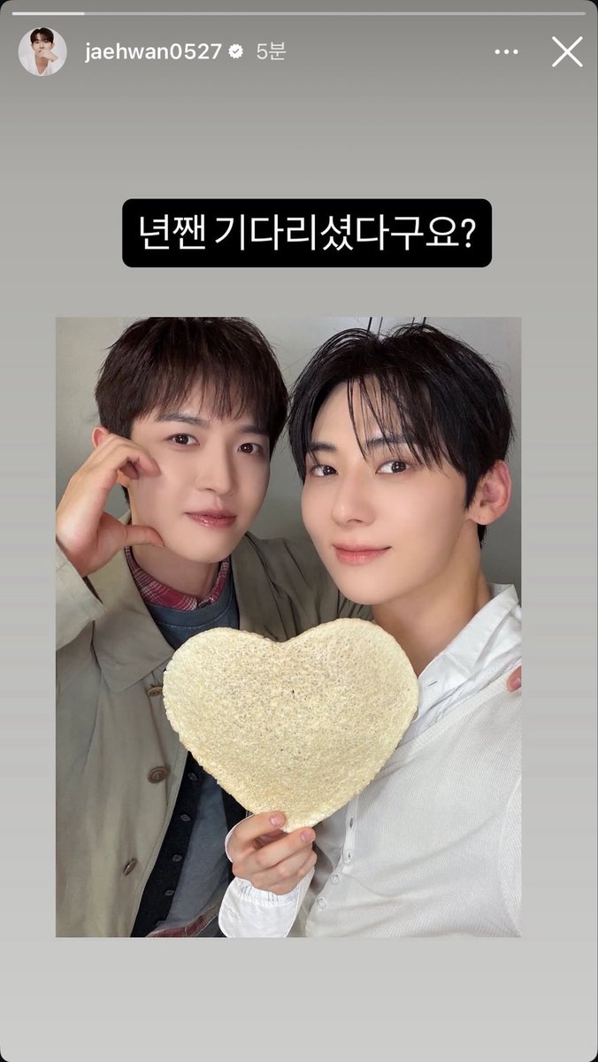 co21je's tweet photo. 아이돌 10년차인 오빠들이 알페스 모르는게 당연히 말도안되는거긴한데 시발   스토리에다가 씨피명박고  년짼 기다리셨다고요?   이지랄 이딴거 처음봐
네 존나 기다리긴 했어요 씨발 https://t.co/TZctXBrJmL