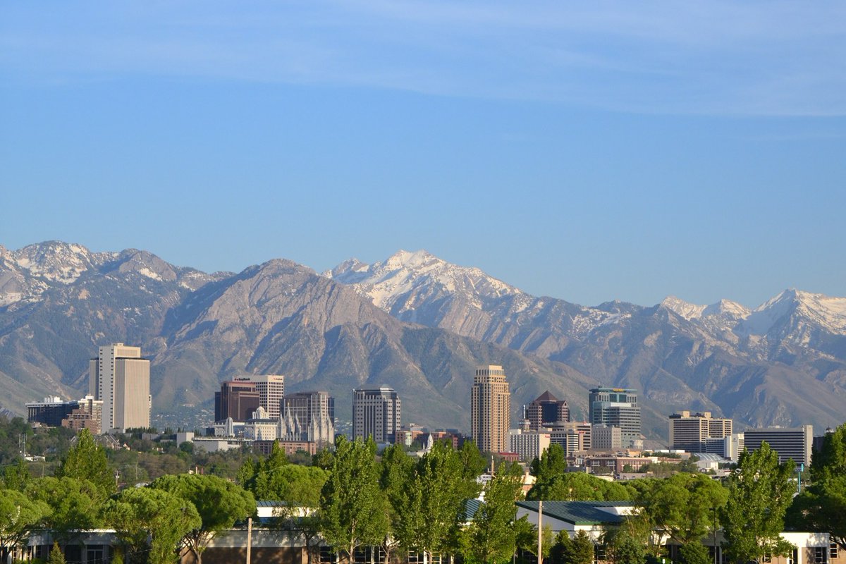 FlyboyTita's tweet photo. Low and slow, or full throttle?
Concierge's #1 for nutty, spice, chocolate drip: Kings Peak's Mt Olympus Blend, Salt Lake City.
"Kings Peak Coffee was borne from the empowering connections we made with coffee farmers in Costa Rica."
Calm cup, clear head.
https://t.co/71WwBvcPfi https://t.co/5l2uQbAvp0