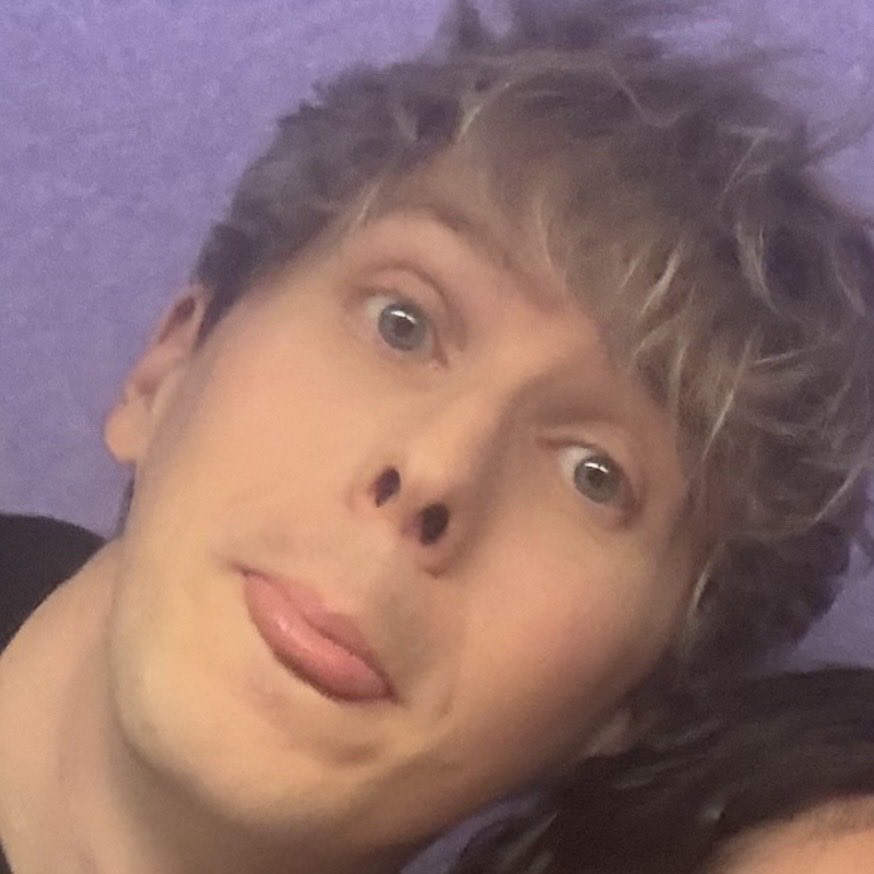 hobbithair2's tweet photo. triple phil blep i love you https://t.co/Yuj1AaSO2f