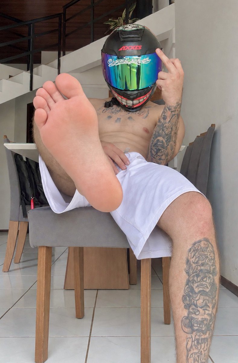 LekChapado's tweet photo. Vai ficar olhando ou vai começar a lamber? 😈👅 https://t.co/DKIb0pT1of