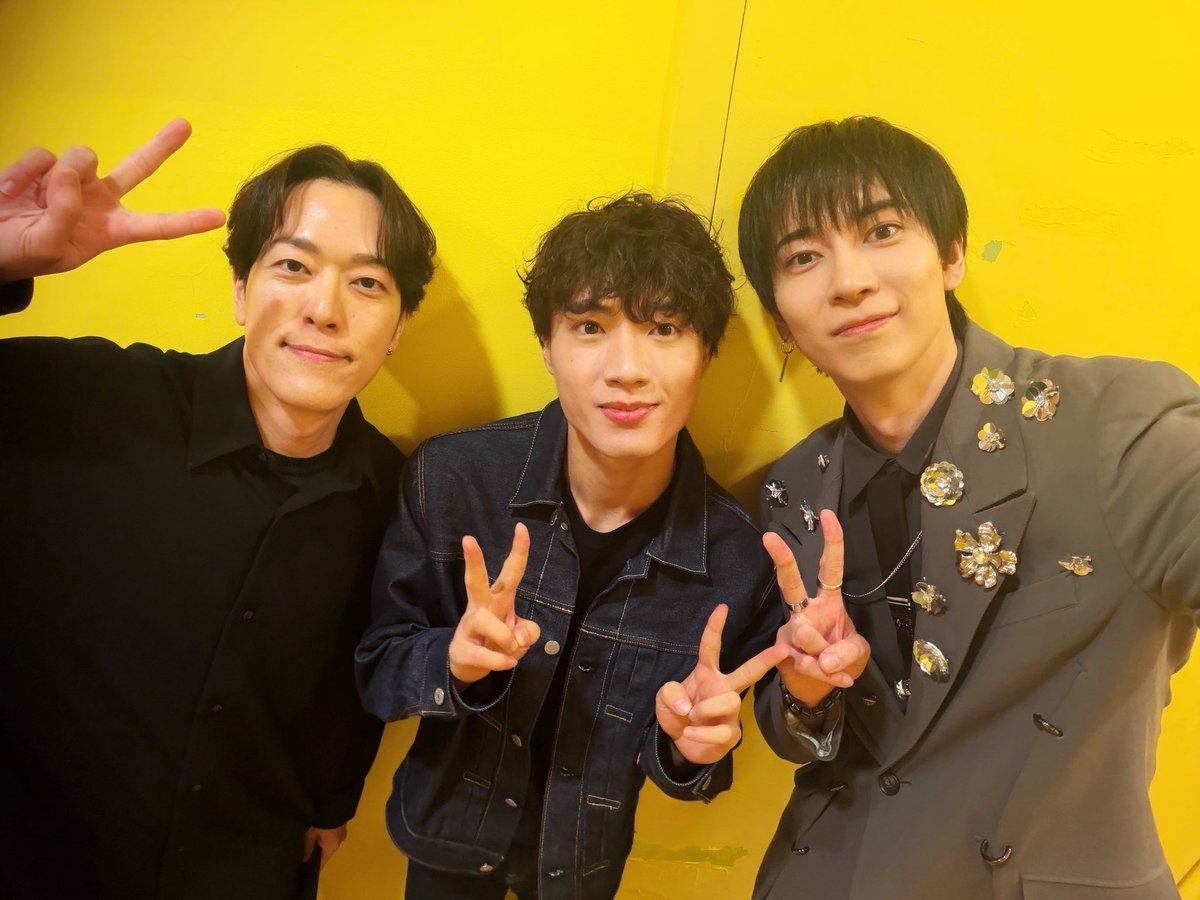 ayukawa_taiyou's tweet photo. 『鮎川太陽 芸能活動25周年記念イベント』
東京1日目ご来場、ご視聴ありがとうございました！明日もお楽しみに✨当日券もあるよ！

しゅんりーさん！和合ちゃん！かなたちゃん！ありがとうございました✨(＾ｰ^) https://t.co/bnBPc2BiO4