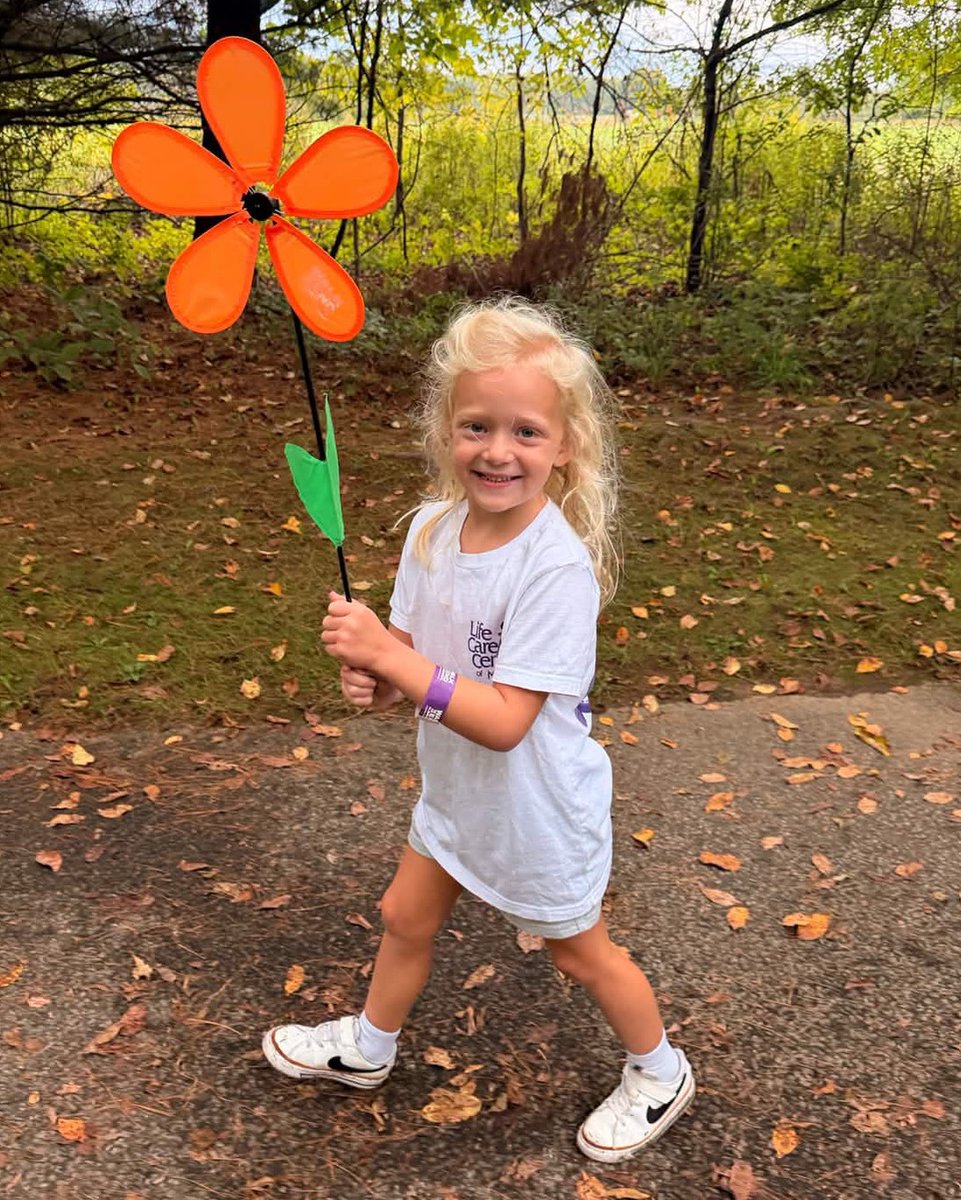 alzassociation's tweet photo. Happy International #DayoftheGirl! Today we celebrate every girl and woman driving the fight to end Alzheimer's and all other dementia. Your passion fuels our mission. ๐
To all girls and women who are caregivers, advocates and volunteers in the fight against Alzheimer's, we see you, we celebrate you and we're grateful for everything you do to help move our mission forward. #DayoftheGirl ๐