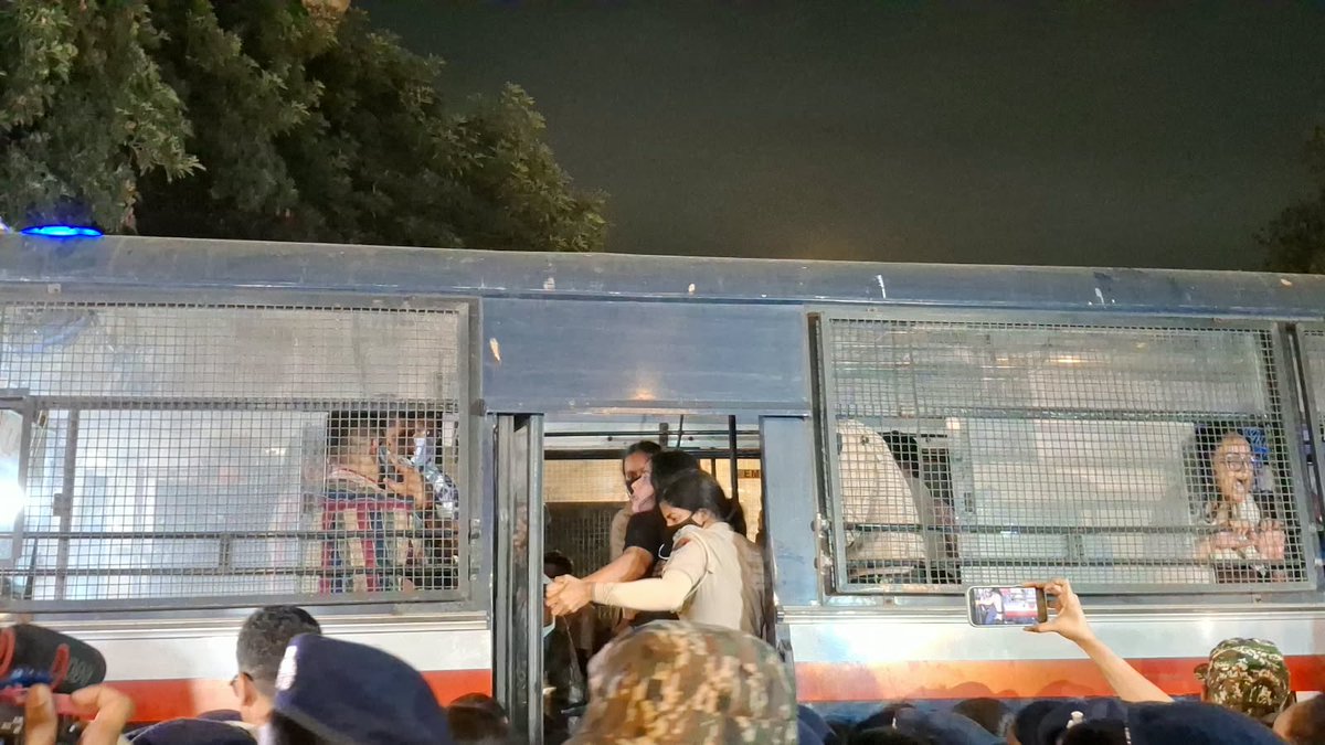 the_hindu's tweet photo. Police started detaining women protestors who participated in Women with Tiranga March called by SFI in a bus after 6.30 pm on October 11, 2026

📹Suruchi Kumari https://t.co/7eC8pLDqS9